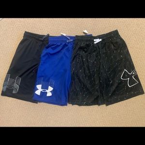 UA Boys size XL shorts